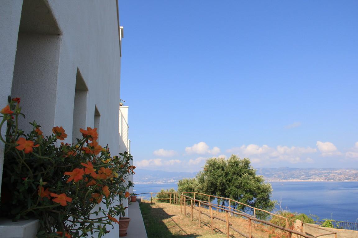 B&B Blu Infinito Villa San Giovanni Εξωτερικό φωτογραφία